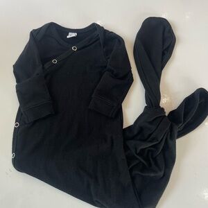 Black Knot Baby Sleep Gown with Snap Closures